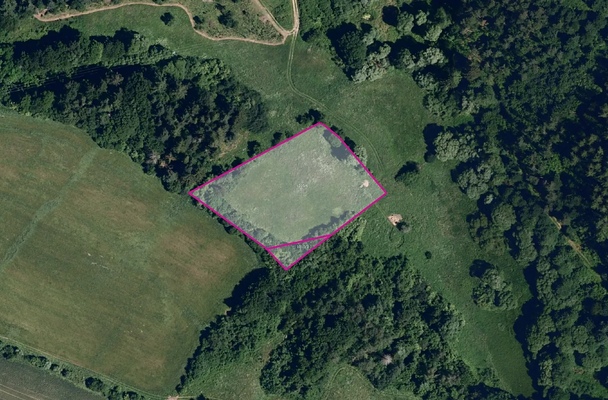 Prodej pole 9329 m²